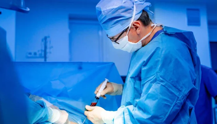 Estudo brasileiro mostra transplante de medula de doador parcialmente compatível é tão seguro quanto de doador 100% compatível, com dados de 501 pacientes