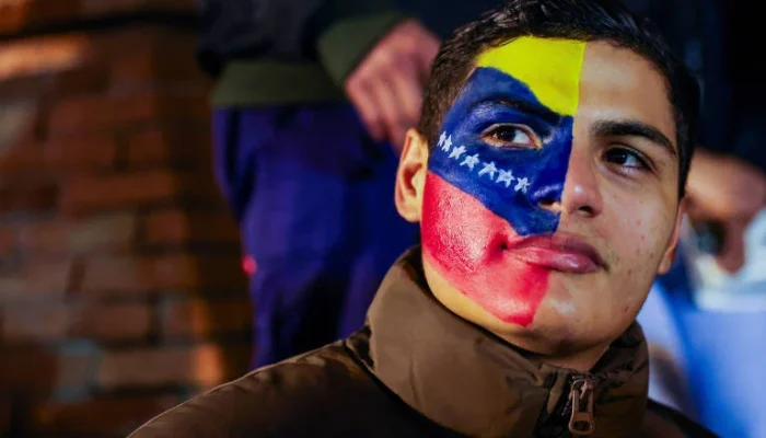 Investidores apostam em valorização nos títulos da dívida venezuelana após captura de Maduro pelos EUA, US$ 60 bilhões em jogo e chance de recuperação até US$ 0,60