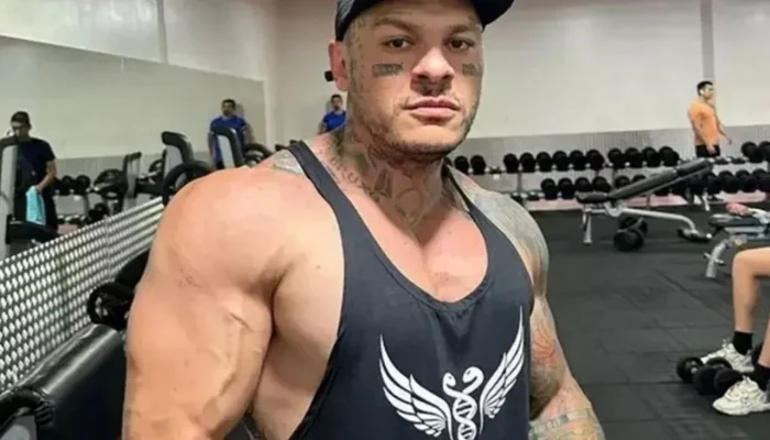 Réveillon em Balneário Camboriú, empresário de Toguro é investigado por soltar fogos da sacada, vizinhos gravaram vídeo, polícia apreende artefatos e registra ocorrência