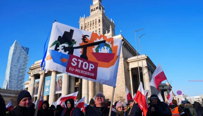 Acordo UE-Mercosul aprovado em Bruxelas, França anuncia reação e tenta bloquear no Parlamento, comércio pode crescer 39% e gerar 440.000 empregos