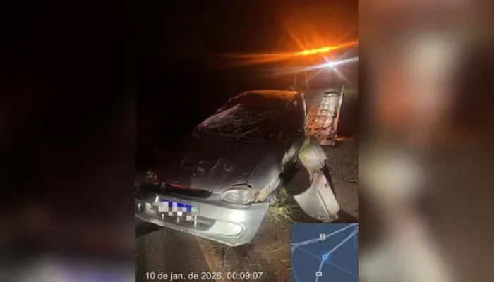 Jovem de 19 anos fica ferido em acidente na PR-986 em Rolândia, motorista de GM Classic hospitalizado após colisão na curva do km 1, PRE investiga causas