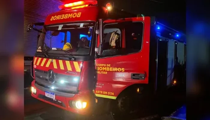 Polícia investiga incêndio em residência após relatos de gritos em Apucarana