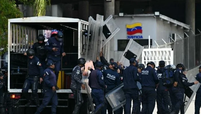 Venezuela liberta 17 detentos de prisão após captura de Maduro; veja nomes