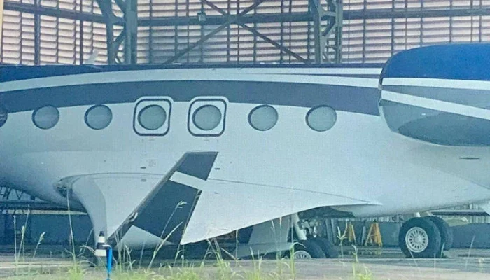 Jatinho de bilionário cearense que 'vende vento' afunda em hangar em Congonhas