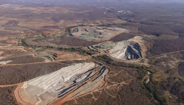 Ministério do Trabalho interdita pilhas de rejeito da maior mineradora de lítio do Brasil