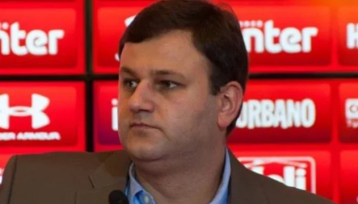 Áudio Vaza: Opositores do São Paulo teriam comprado gravação comprometedora sobre camarote irregular na gestão Casares, diz jornalista