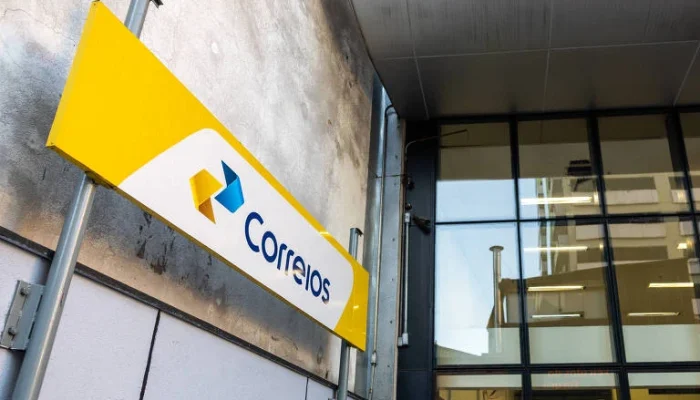 Correios buscam R$ 8 bilhões urgentes até junho para evitar crise financeira e impacto eleitoral