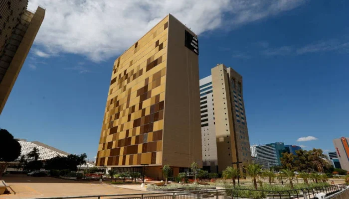 TCU Exige Prestação de Contas do Sistema S: Ministério do Trabalho Cria Regras para R$ 1,6 Bilhão Anual