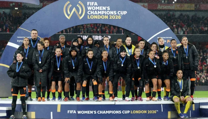Vice no Mundial Feminino: Corinthians brilha e eleva futebol brasileiro a nível global, superando barreiras e conquistando fãs