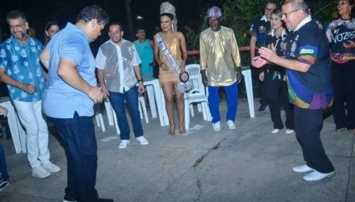 Chefes de Fundos de Previdência com Milhões no Banco Master Têm Conexões Políticas Fortes