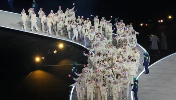 Atletas Esgotam 10 Mil Preservativos na Vila Olímpica de Milão-Cortina: Um Fenômeno Repetido nos Jogos de Inverno