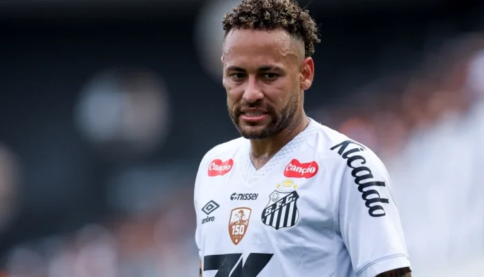 Neymar choca fãs e admite possibilidade de aposentadoria em 2026: "Não sei o que vai acontecer"