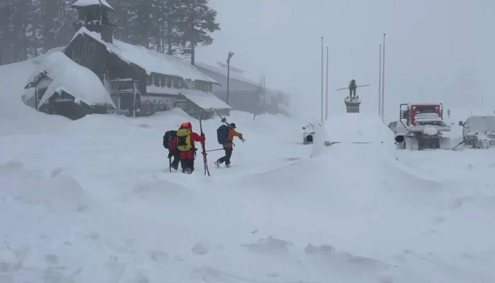 Crise Climática: Tempestades Intensas e Rios Atmosféricos Aumentam Risco de Avalanches Perigosas na Sierra Nevada e Montanhas Rochosas