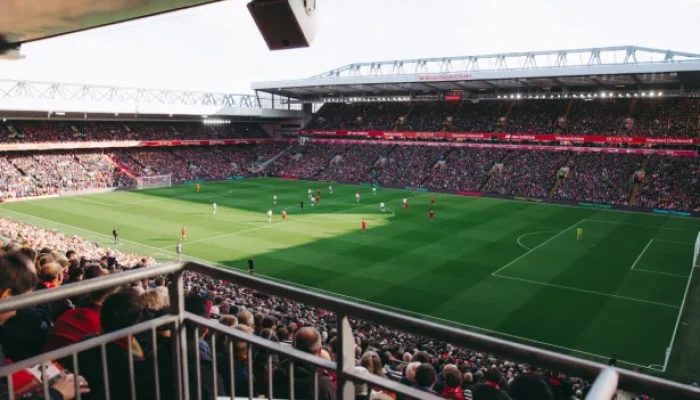 Mata-Mata Agita Futebol: Clássicos Europeus e Finais Estaduais Neste Sábado (28/2)!