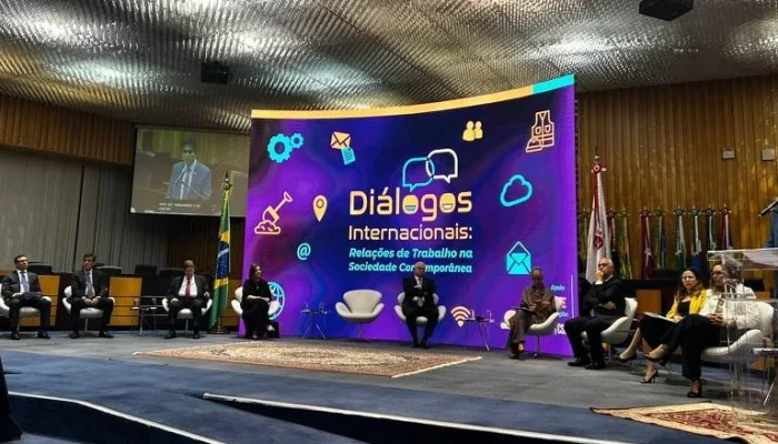 Pejotização e Uberização: TST debate futuro do trabalho antes de julgamento crucial no STF