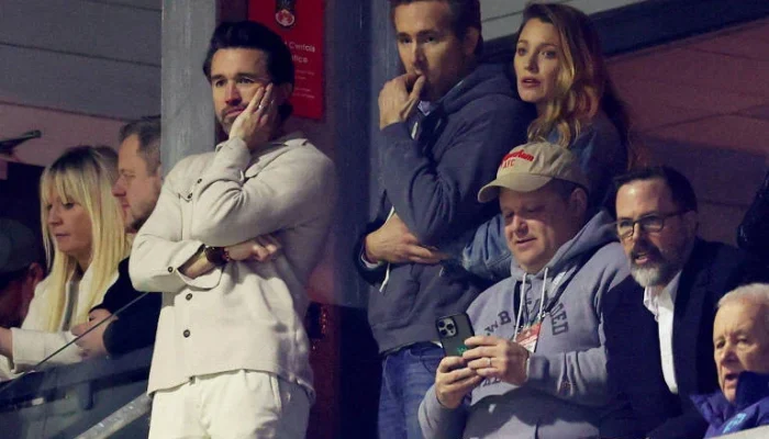 Wrexham: O Conto de Fadas de Hollywood que Sonha com a Premier League com Ryan Reynolds e Rob McElhenney