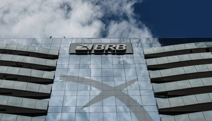 Banco Master tentou repassar R$ 15,8 bi em créditos ao BRB para cobrir suposta fraude em carteiras de crédito