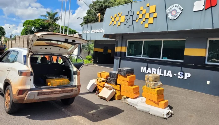 Polícia Militar Rodoviária flagra 700kg de maconha e crack em Marília; motorista preso em flagrante