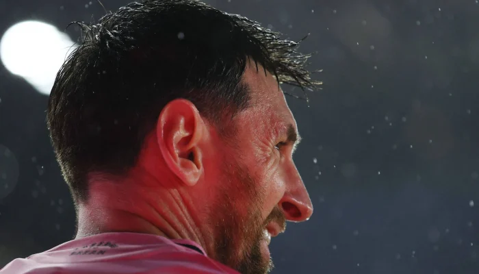 Messi Atinge Marca Histórica: 900 Gols na Carreira, Superando CR7 em Média e Rumo ao Milésimo