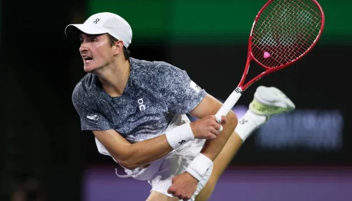 João Fonseca Supera Quase 2 Horas de Jogo e Garante Duelo Contra Carlos Alcaraz no Miami Open