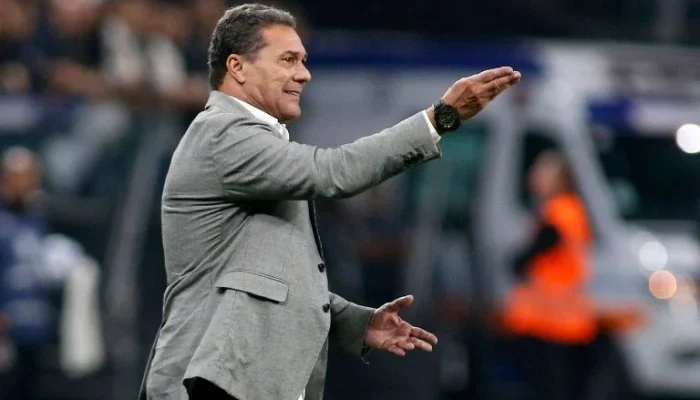 Vanderlei Luxemburgo recebe alta em Palmas após infecção bacteriana e já pensa em jogo do Corinthians x Flamengo