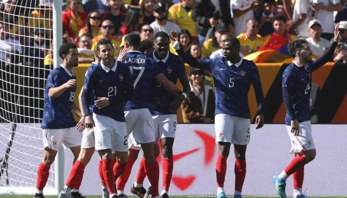 França assume liderança do ranking da Fifa, superando Espanha; Brasil cai para 6º lugar