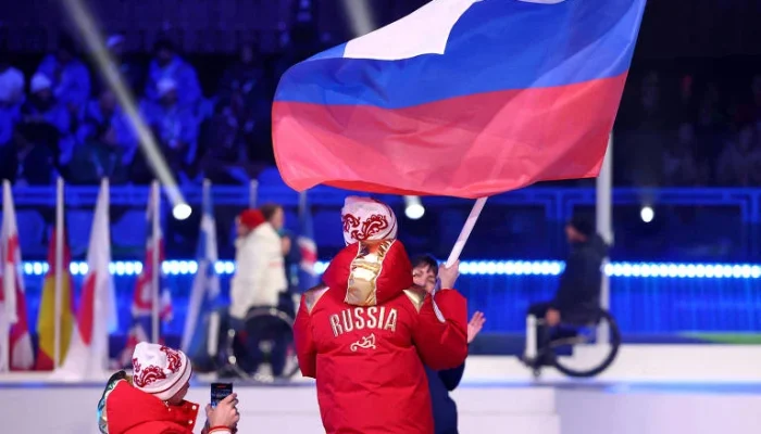 Ucrânia Pede ao COI Revisão Urgente do Status 'Neutro' de Atletas Russos Ligados ao Exército e à Guerra