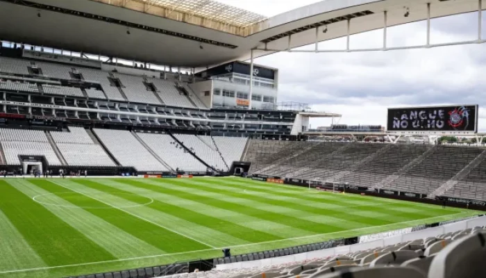 Corinthians acusa seguranças do Palmeiras de agredir Breno Bidon e Gabriel Paulista após dérbi; clubes registrarão BOs