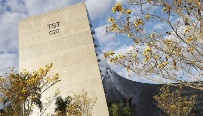 Justiça do Trabalho: Empresa de Armas é Condenada por Demitir Funcionário no Mesmo Dia da Pedida de Demissão do Emprego Anterior