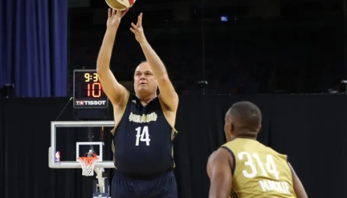 Do Diagnóstico de Câncer Cerebral à Benção do Papa Francisco: A Jornada de Fé e Luta de Oscar Schmidt