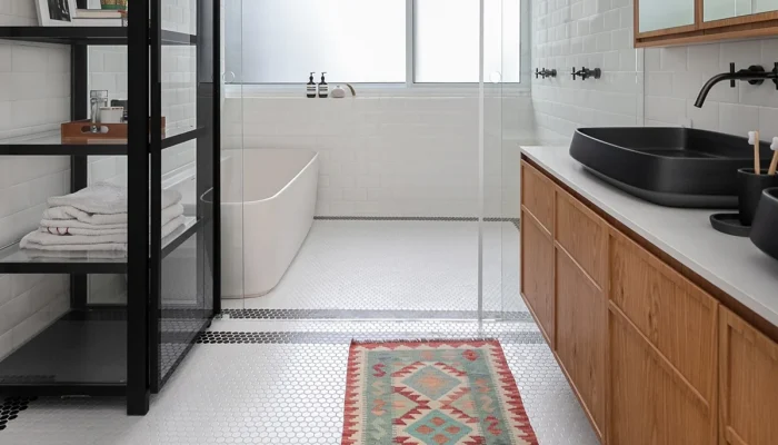 Perigos no Banheiro: 5 Riscos Comuns que Podem Causar Acidentes Domésticos Graves e Como Evitá-los