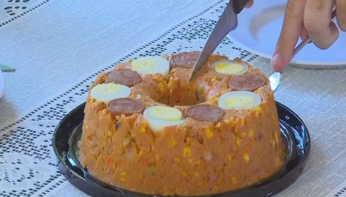 Cuscuz de Linguiça Surpreendente: Receita Fácil para um Almoço de Domingo Inesquecível