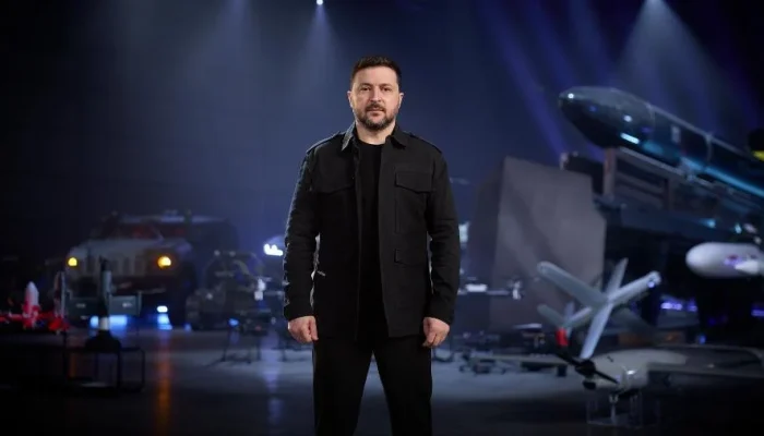 Ucrânia Revela Drones de Longo Alcance Capazes de Atingir Alvos a 1.750 km na Rússia, Diz Zelensky