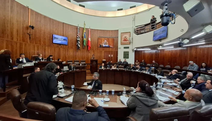 Câmara de Marília vota novo Código de Ética para servidores e debate combate à violência contra a mulher nesta quarta-feira