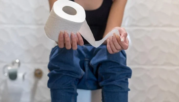 Adeus ao Papel Higiênico: Descubra o Método Mais Eficaz para Higienizar o Ânus e Evitar Problemas de Pele e Infecções