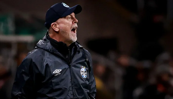 Mano Menezes Fora do Grêmio? Futuro do Técnico na Série A Incerto com Mudança de Poder no Clube