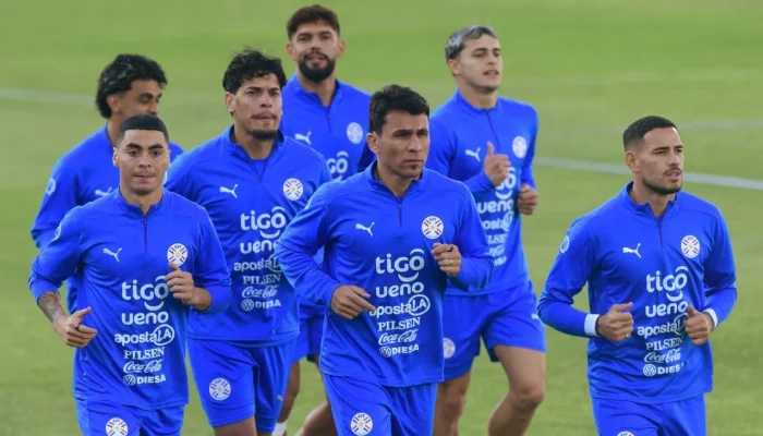 Seleção do Paraguai libera Gómez e Alonso para finais de Libertadores e Sul-Americana após acordo com Palmeiras e Atlético-MG