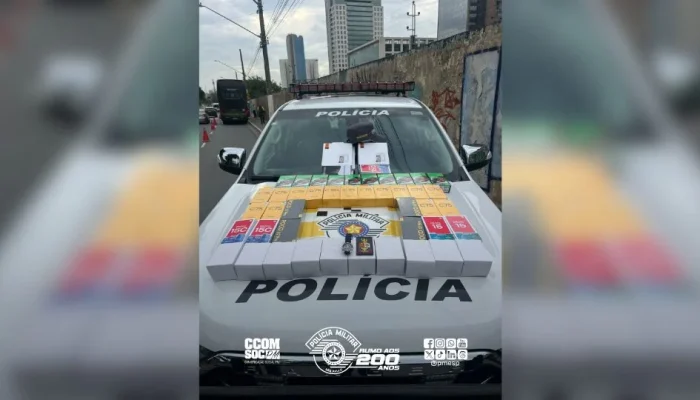 Ônibus Intermunicipal na Barra Funda: Eletrônicos e Brinquedos sem Nota Fiscal são Apreendidos em Operação Policial