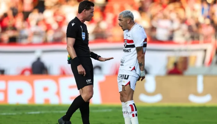 STJD Suspende Árbitros Ramon Abatti Abel e Ilbert Estevam por 40 dias após Polêmica no VAR de São Paulo x Palmeiras no Morumbi