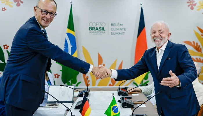 Alemanha: Chanceler não pedirá desculpas por "alívio" ao deixar Belém, sede da COP 30, e defende relações com Brasil