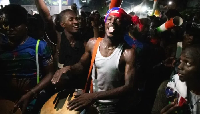 Haiti se classifica para a Copa do Mundo de 2026, mas joga longe de casa devido à crise de segurança e violência de gangues