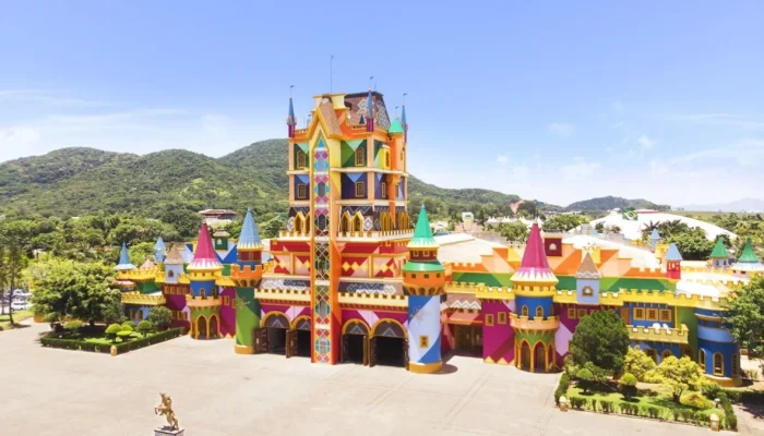 Beto Carrero World Supera Disney: Conheça as Atrações Radicais que Colocam Parque Brasileiro no Topo Mundial
