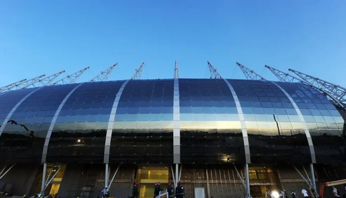 Ceará x Internacional: Onde assistir ao jogão decisivo do Brasileirão nesta quinta-feira de feriado e escalações confirmadas!