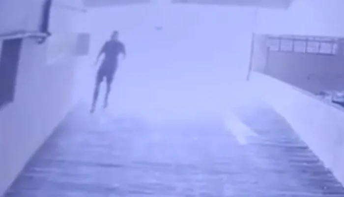 Líder do Terceiro Comando Puro (TCP) é executado a tiros em Resende; vídeo chocante mostra ataque em estacionamento