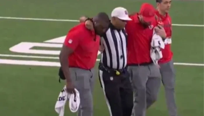 Juiz da NFL se Lesiona Correndo e Sai de Campo Carregado Durante Jogo Histórico dos Bills