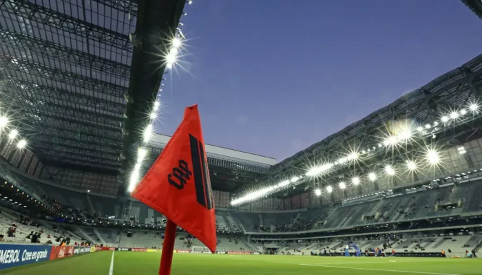 Futebol ao Vivo Hoje: Agenda Completa de Jogos de Domingo, 23 de Novembro, com Horários e Onde Assistir