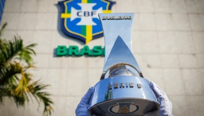 Série B: Coritiba e Athletico-PR disputam título, enquanto mais 3 times brigam por acesso à elite do futebol brasileiro na última rodada