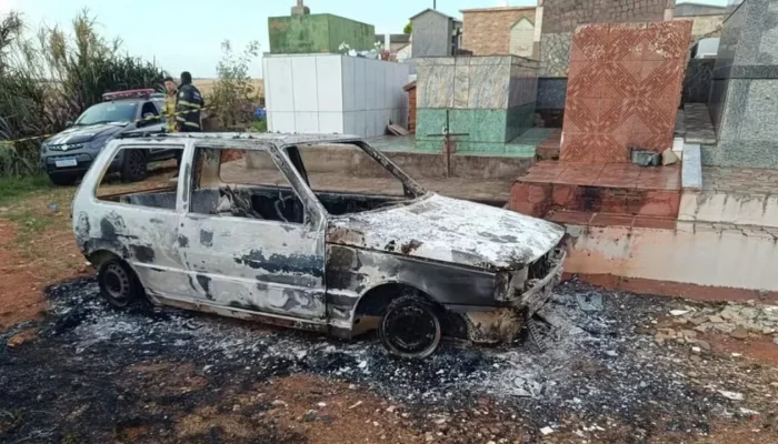 Choque em Palmeira das Missões: Servidora Pública é Encontrada Carbonizada em Carro no Cemitério Municipal; Polícia Investiga