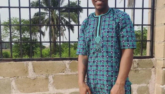 Lutador de MMA Isaac Johnson morre aos 31 anos após colapso súbito em combate em Chicago