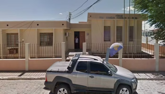 Absolvido Após 32 Anos: Homem Sai Livre de Acusação de Tentativa de Homicídio por Briga de Bar na Bahia